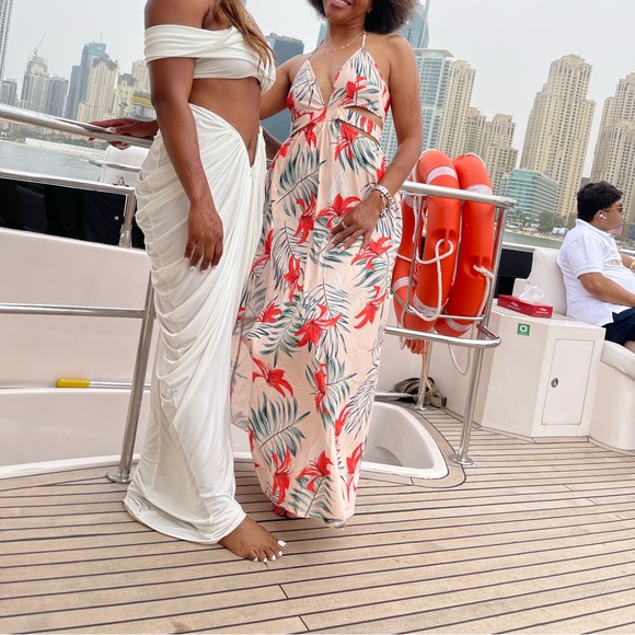 Two piece set - Picture 3 of 3